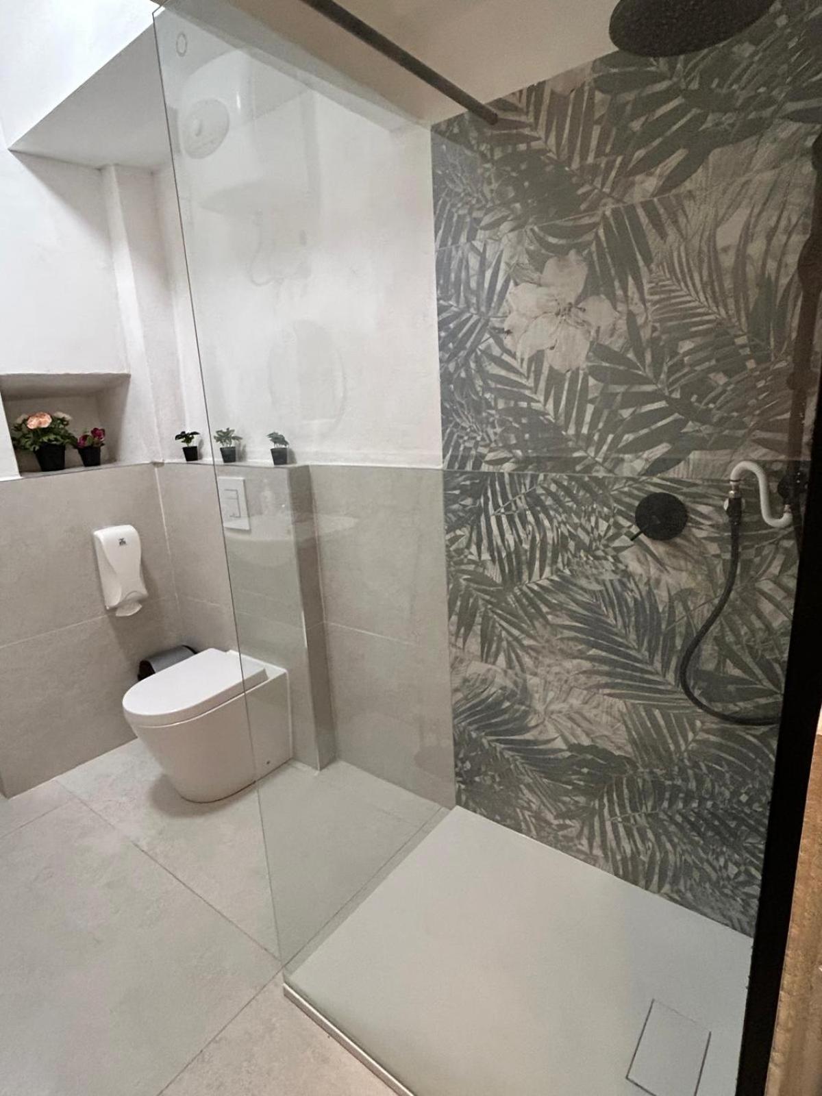 ליבורנו New Apartment 2 Minute From The Port מראה חיצוני תמונה